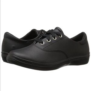 Grasshopper memory foam sneakers